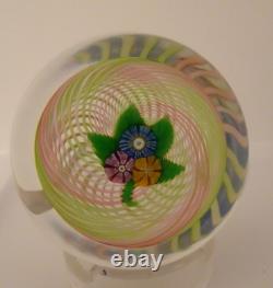1977A Limited Edition Perthshire Art Glass Nosegay Swirl Paperweight 315 Made