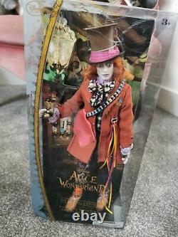 Alice In Wonderland Through The Looking Glass collectable dolls full set-rare