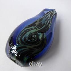 Allister Malcolm Vortex art glass blue swirl vase signed AM. Handmade cased 8.5