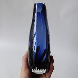 Allister Malcolm Vortex art glass blue swirl vase signed AM. Handmade cased 8.5