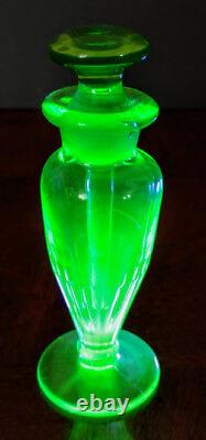 Art Deco Rare Czech 1930's Vaseline Glass Perfume Bottle Dauber-Stopper, Fine