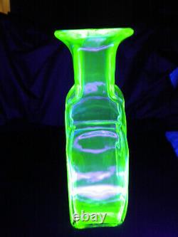 Blenko Glass Vaseline Eureka Piece Limited Edition