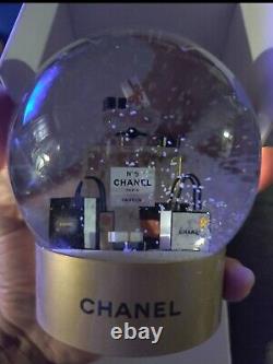 CHANEL Snow Globe Dome 2021 Christmas Gift Limited Edition, Authentic, Unused