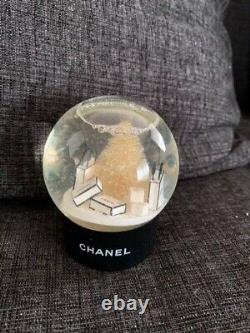 Chanel 2012 Dear Customers Limited Edition Novelty Snow Globe Objects Glass Used