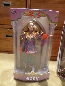 Disney Store Limited Edition Alice Through the Looking Glass 17 Doll LE 4000