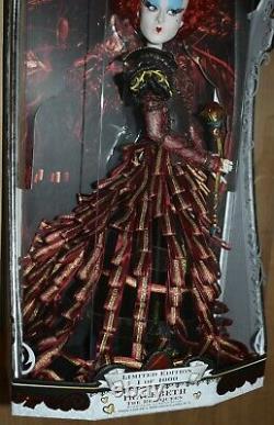 Disney Store Limited Edition The Red Queen Iracebeth Doll Alice In Wonderland