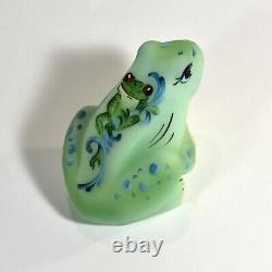 Fenton Gift shop Limited Edition Hand Painted Art Glass Frog