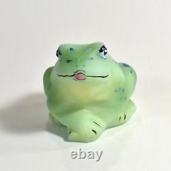 Fenton Gift shop Limited Edition Hand Painted Art Glass Frog