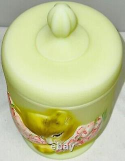 Fenton Glass 2015 Ltd Edition CHESSIE CAT BOX YELLOW CAT withFLOWERS 1/3 Burton