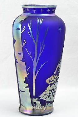 Fenton Glass Favrene Cameo Vase'Night Caller' Kelsey Murphy 701703