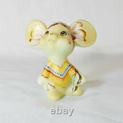 Fenton Limited Edition hand painted mouse signed M. Kibbe #23 of only 48