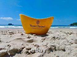 Limited Edition Led Veuve Clicquot Champagne Ice Bucket + 6 Veuve Flutes