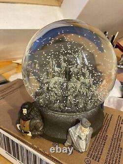 No 148/500 LIMITED EDITION HARRY POTTER WATER SNOW GLOBE 2012 WARNER BROTHERS