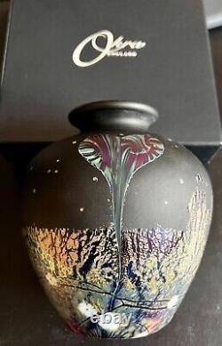 Okra'iridescent cameo' Midnight Watch 5.5 in Vase Limited Edition #46/100