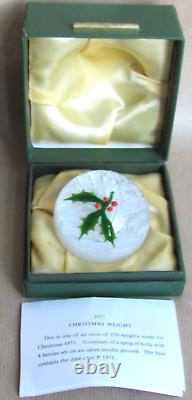 Perthshire Limited Edition 97/250 Christmas 1971 Holly Paperweight (10356)