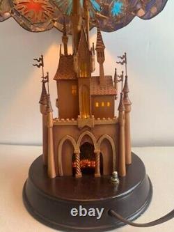 Pre-Owned Disney Castle Limited Edition Table Lamp Stained Glass Limited to 1500
