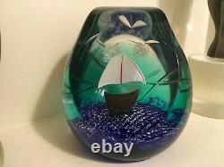 RARE FACET LIMITED EDITION CAITHNESS MAGNUM paperweight WE ARE SAILING 32/75