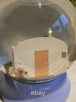 RARE The Big Bang Theory WB 2013 Promotional Snow Globe Limited Edition 83/500