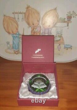 Rare L. E. PERTHSHIRE Millefiori GREEN CHRISTMAS BELLS 1994 Paperweight