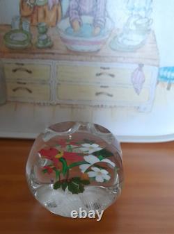 Rare Limited Edition PERTHSHIRE CHRISTMAS BOUQUET 1984 Paperweight
