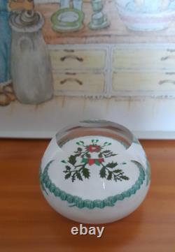 Rare Limited Edition PERTHSHIRE CHRISTMAS MISTLETOE BOUQUET 1996 Paperweight