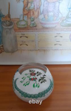 Rare Limited Edition PERTHSHIRE CHRISTMAS MISTLETOE BOUQUET 1996 Paperweight