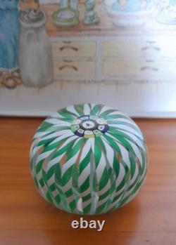 Rare Limited Edition PERTHSHIRE CHRISTMAS ROBIN 1974 Paperweight