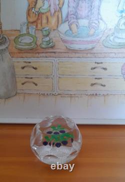 Rare Limited Edition PERTHSHIRE DAMSON PLUM 1977 Paperweight