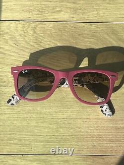 Rare Ray-Ban Wayfarer Sunglasses Pink Comics Limited Edition RB 2140 1045/51