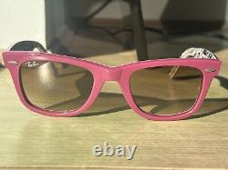 Rare Ray-Ban Wayfarer Sunglasses Pink Comics Limited Edition RB 2140 1045/51