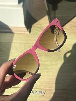 Rare Ray-Ban Wayfarer Sunglasses Pink Comics Limited Edition RB 2140 1045/51