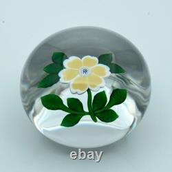 Saint Louis'Yellow and White Flower' Ltd Ed 250 in 1987