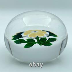 Saint Louis'Yellow and White Flower' Ltd Ed 250 in 1987
