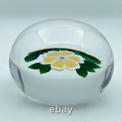 Saint Louis'Yellow and White Flower' Ltd Ed 250 in 1987