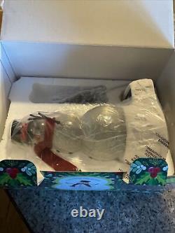 Scentsy 2023 Limited Edition Swirling Snowman Warmer with Ornament New in Box