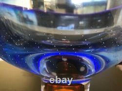 Signed Kosta Boda Goran Warff Zoom Mid Century Modern Art Glass Center Bowl