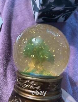 Taylor Swift Willow Snow globe