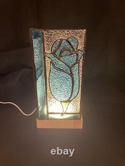 Traditional Tiffany Styled Stained Glass Night Lamp-Brand New, Limited Edition