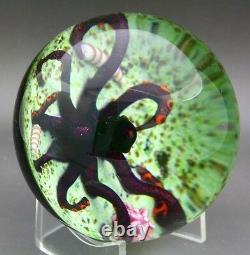 WILLIAM MANSON Beautiful Purple Octopus Art Glass 1992 Paperweight, Apr 2.5Hx3W