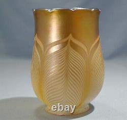 Art Nouveau Quezal Art Glass Favrile Feather Design Single Lamp Shade