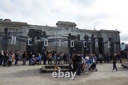 Banksy Sortie par la boutique de souvenirs DVD ÉDITION LIMITÉE CARTES POSTALES AUTOCOLLANTS LUNETTES