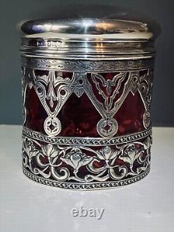 Bocal de vanité argenté à couvercle de 1903 G E Walton & Co Ltd avec doublure en verre cranberry