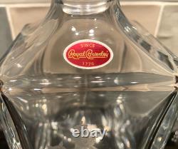 DECANTEUR CARRE EN CRISTAL FINS ROYAL BRIERLEY POUR LE 90E ANNIVERSAIRE DE LA REINE PAR NICK DAVEY
