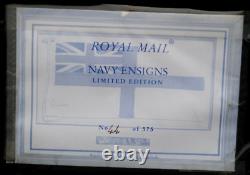 Drapeau d'enseigne blanche de la Royal Navy et timbres Royal Mails 2001, Édition limitée avec image