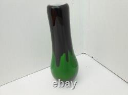 Édition limitée signée Murano TOSI. Vase en verre italien vert/noir No26/200.