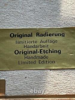 Ensemble de 4 gravures encadrées en édition limitée signées par Ron Original Radierung