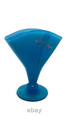 Fenton Art Glass Limited Edition Peking Blue Fan Vase Peint Dragonfly 134/450