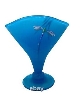 Fenton Art Glass Limited Edition Peking Blue Fan Vase Peint Dragonfly 134/450