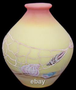 Fenton Birmane Peint À La Main Edition Limitée #8808 5b Vase De Coquille De Sortie Signé