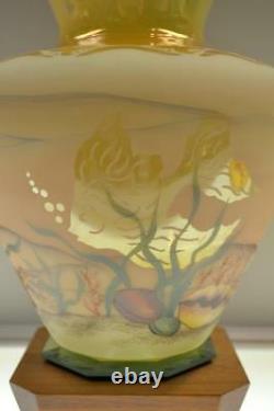 Fenton Vase Jaune Burmese Iride Sand Sculpté Seascape 8817qz Connoiss Liberté